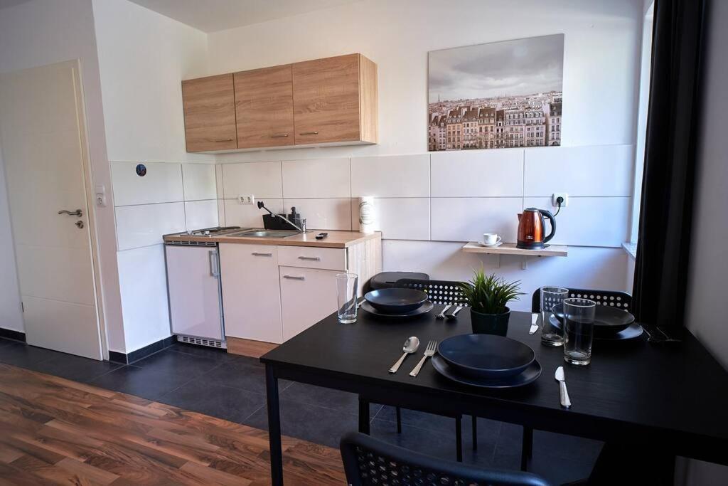 Mivano-Apartments *Netflix *Zentral *Wifi Celle Buitenkant foto